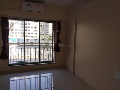 2 BHK Flat for rent in Andheri West, Mumbai - 910 Sqft