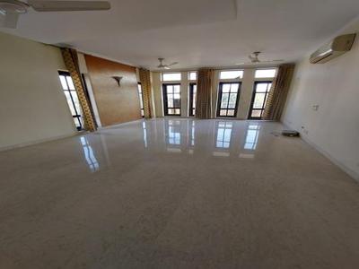 4 BHK Flat for rent in New Friends Colony, New Delhi - 1900 Sqft