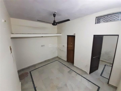 2 BHK Flat for rent in Pitampura, New Delhi - 600 Sqft