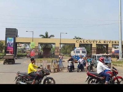 Schools, Market, Bus stand,Police station,Hospital