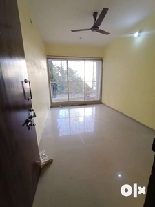 1 BHK Road side Flat for Rent in Sector 17