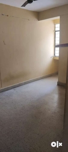 1 room vacant in 3 bhk flat need 2 roomate
