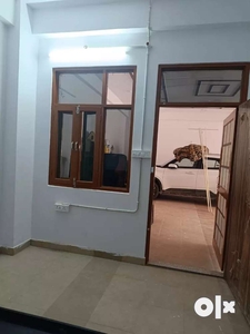 1-room, without kitchen,for rent shakati Nagar Indira nagar Lucknow