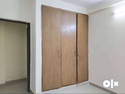 2 bhk flat for rent in vikas puri