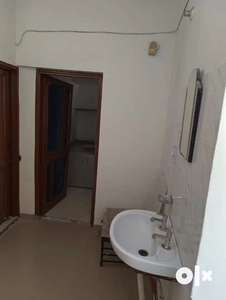 1 room available for two PG boys in sector 10 near bus stand