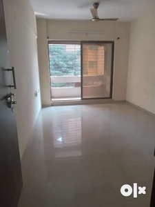 2BHK FLAT AVAILABLE FOR RENT IN RUSTOMJEE AVENUE H