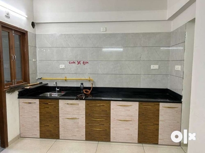 3 BHK FLAT WITH 650 SQ.FT OPEN TERRACE ON RENT