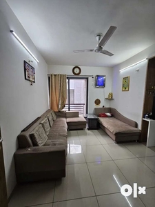 3 bhk fully furnished.
