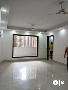 3BHK FLAT AVAILABLE FOR RENT IN SAKET