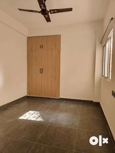 2bhk independent flat for rent rachna tower near by mp nagar