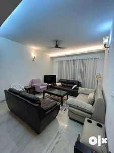 3bhk WITH SERVANT ROOM FULLY FURNISHED