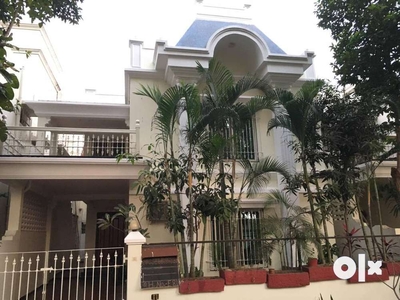4 bhk semifurnished villa for rent