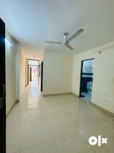 AVAILABLE 2BHK FLAT FOR RENT IN SAKET