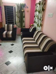 Flat and house available for rent or sell in Asansol