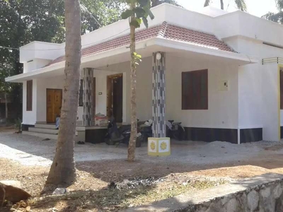 House with plot for Lease 1500000 lac.