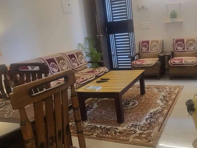 IT Working Flatmate required for a fully furnished 2BHk flat