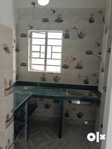 One rk flat rent in Kestopur near 3 number camp rs-6,000-/