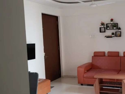 Required 1 Male flatmate in 2 bhk fully furnished flat.