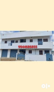 Shop and 1floor 2House for rental,1carparking available