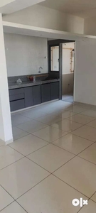 Very nice brand new building flat available for rent