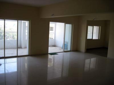 4 BHK Flat / Apartment For SALE 5 mins from Wanowarie