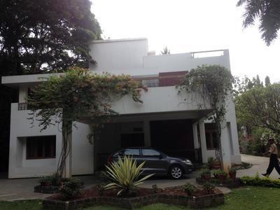 6 BHK House / Villa For RENT 5 mins from University Road