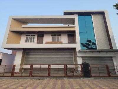 Showroom 2200 Sq.ft. for Rent in Priyadharsni Calony,