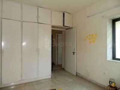 3 BHK Flat / Apartment For RENT 5 mins from Andheri