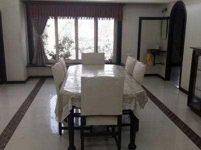 4 BHK Flat / Apartment For RENT 5 mins from Oshiwara