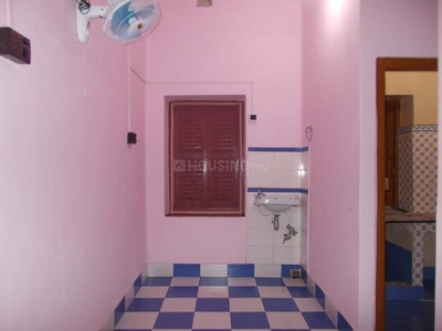 2 BHK Independent House for rent in Lake Gardens, Kolkata - 750 Sqft