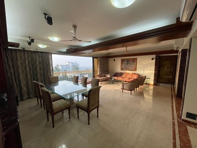 4 BHK Flat for rent in Bandra West, Mumbai - 2600 Sqft