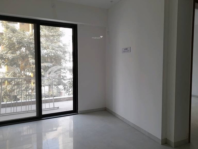 1500 sq ft 3 BHK 3T East facing Completed property Apartment for sale at Rs 83.00 lacs in Project in Hadapsar, Pune