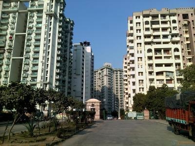 2 BHK Flat / Apartment For SALE 5 mins from Gurgaon-Faridabad Road
