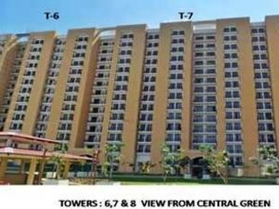 4 BHK Flat / Apartment For SALE 5 mins from NH 8