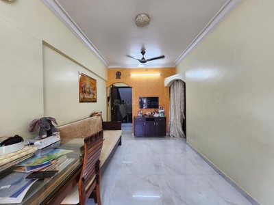1 BHK Flat for rent in Kandivali East, Mumbai - 450 Sqft