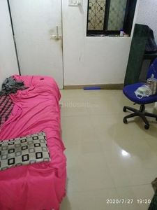 1 BHK Villa for rent in Malad West, Mumbai - 400 Sqft