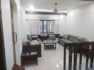 2 BHK Flat for rent in Bandra West, Mumbai - 1225 Sqft