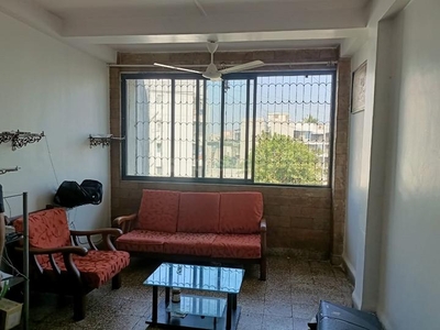 2 BHK Flat for rent in Bandra West, Mumbai - 750 Sqft