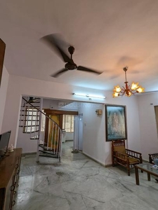 2 BHK Flat for rent in Mahim, Mumbai - 725 Sqft