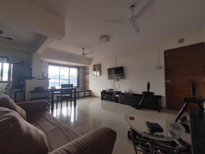 2 BHK Flat for rent in Ghatkopar East, Mumbai - 800 Sqft