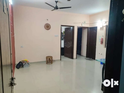 2bhk flat well condition 1st floor fullye ventilated ..