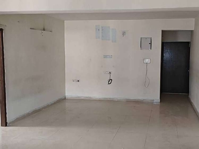 3 BHK FLAT FOR SALE , SEMI FURNISHED , ON 2ND FLOOR , PRICE 72 LAKH ,