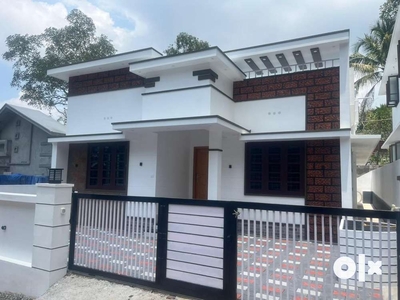 NEW ATRACTIVE 3 BHK HOUSE FOR SALE @ THACHOTTUKAVU