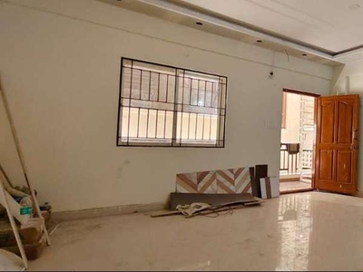 Semi furnished 2bhk flat in Horamavu agara road for sale.