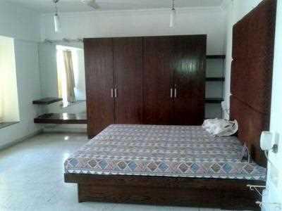 3 BHK Flat / Apartment For RENT 5 mins from Khar