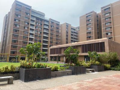 3 BHK Flat for rent in Vastrapur, Ahmedabad - 2280 Sqft