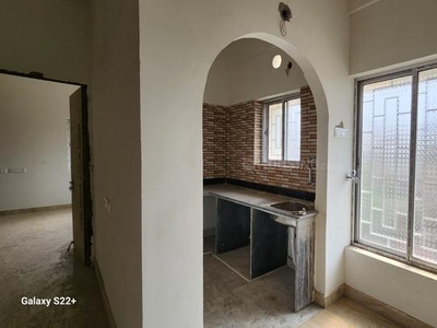 2 BHK Flat for rent in Behala Chowrasta, Kolkata - 880 Sqft