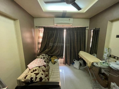 2 BHK Flat for rent in Goregaon East, Mumbai - 981 Sqft