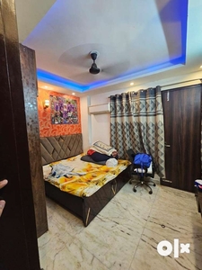 2Bhk Best Location Flat For Sale In Deep Vihar Rohini Sector 24