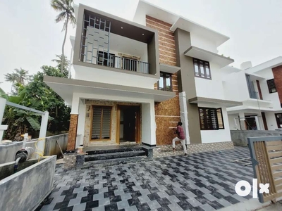 Angamaly town 1 km yudhapuram 4 bhk new house near Cochin airport